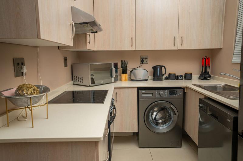 1 Bedroom Property for Sale in Mouille Point Western Cape